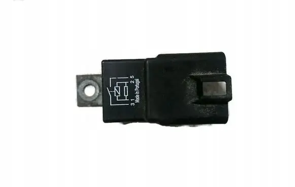 Volkswagen PASSAT B7 Other relay 3B0951253