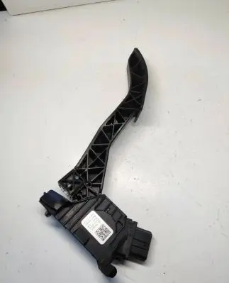 Volkswagen Golf VII Accelerator throttle pedal 5Q1723503F 6PV11052101