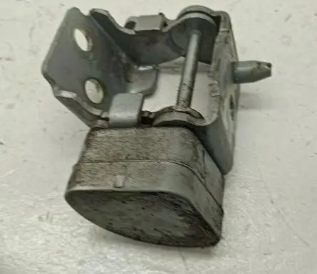 Citroen C5 Front door upper hinge 