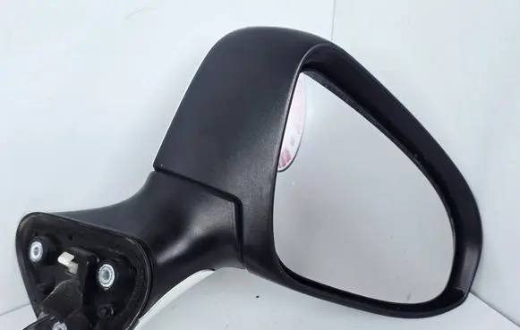 Front door electric wing mirror