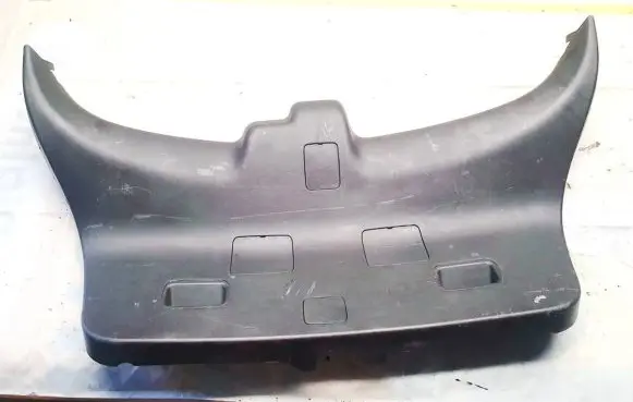 Toyota Avensis T250 Other trunk/boot trim element 6775005060 67750-05060