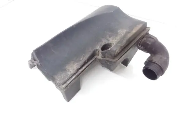 Vacuum air tank