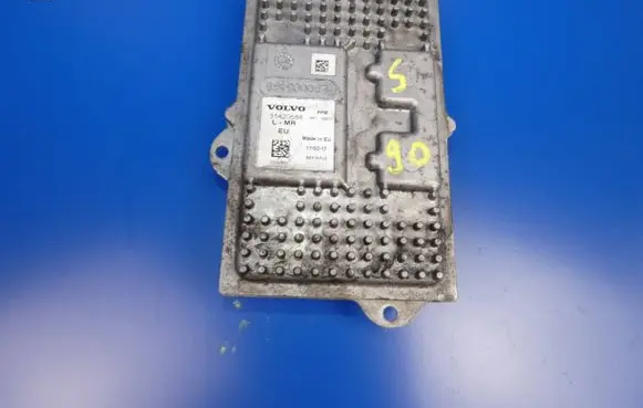Volvo S90, V90 Xenon control unit/module 31420688 881900067 90080848