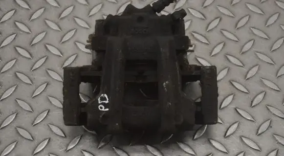 BMW 4 F32 F33 Front brake caliper
