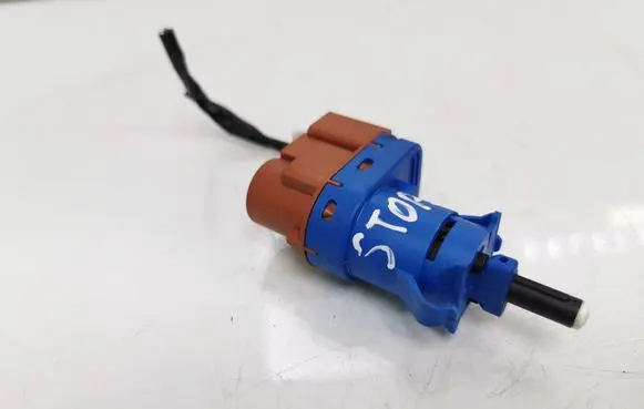 Opel Combo D Brake pedal sensor switch 50512681