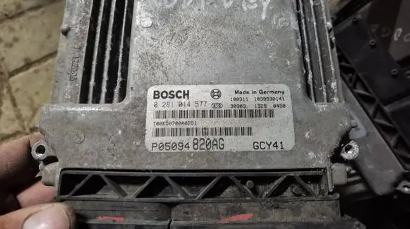 Dodge Journey Engine control unit/module P05094820AG 1039S30141 0281014577