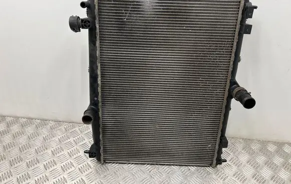 Coolant radiator