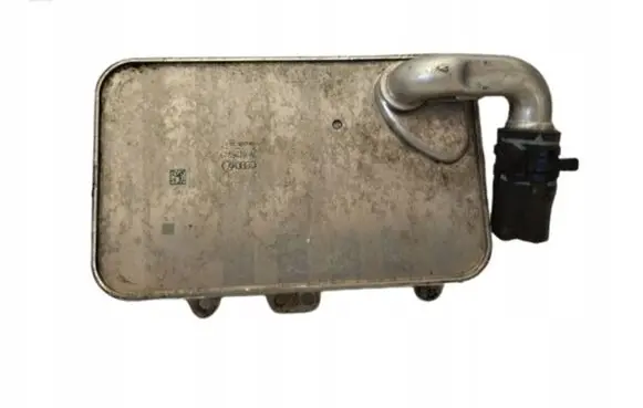 Audi A6 S6 C7 4G Engine oil radiator 059117015P