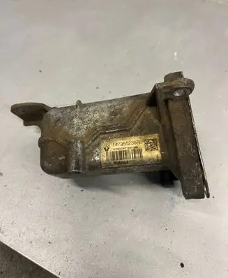 Renault Master III EGR valve cooler 147355238R