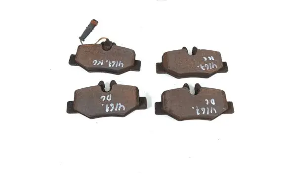 Mercedes-Benz Vito Viano W639 Brake pads (rear) A0064204420