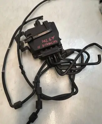 Skoda Octavia Mk2 (1Z) Turbo solenoid valve 6Q0131075