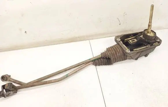 Volkswagen PASSAT B5.5 Gear shifter/selector 4B0711025E