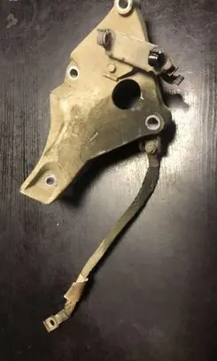 BMW 1 E81 E87 Engine mounting bracket 6775041