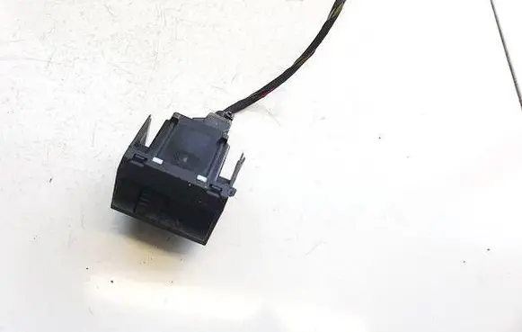 Skoda Fabia Mk2 (5J) Headlight level height control switch 5j0941333a