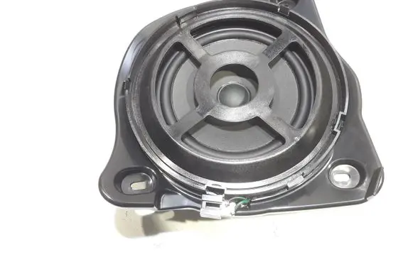 Mercedes-Benz C W205 Subwoofer speaker A2058201502