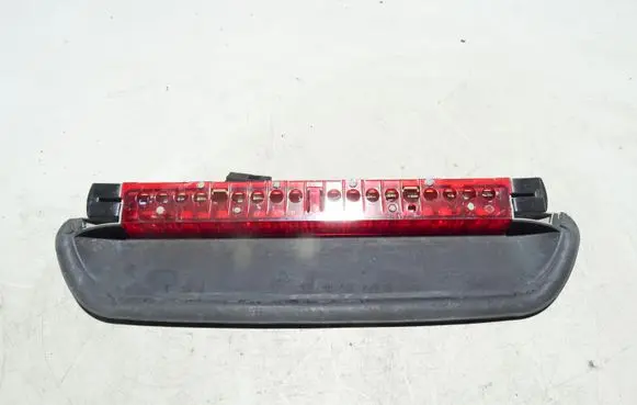 BMW 3 E90 E91 Third/center stoplight 632569466149 BMW632569466149