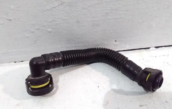 Ford C-MAX II Breather/breather pipe/hose CM5G6K817CB