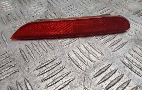 Rear tail light reflector