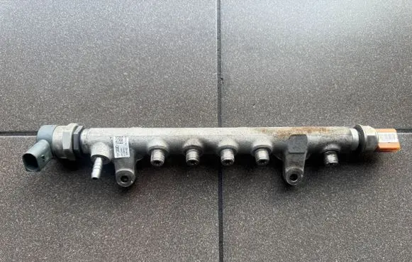 Renault Fluence Fuel main line pipe 03L089C
