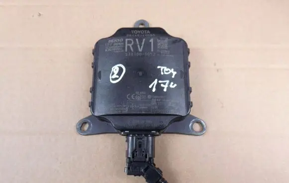 Toyota RAV 4 (XA50) Blind spot module 8816242090