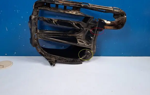 Porsche Macan (95B) Front bumper lower grill 95B807682B