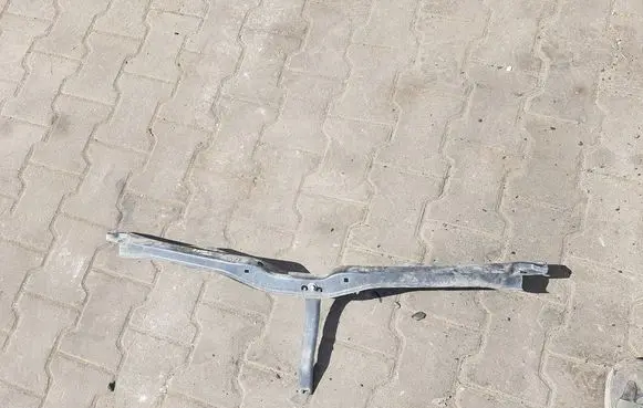 Opel Zafira C Radiator support slam panel 