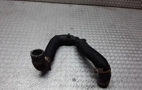 Opel Vivaro Engine coolant pipe/hose