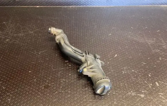 Ford S-MAX Oil fill pipe PA6GF35