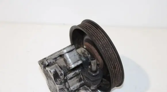 Mercedes-Benz Vito Viano W639 Power steering pump A0034667201