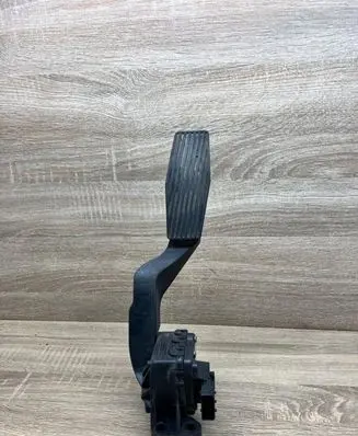 Opel Zafira A Accelerator throttle pedal 9202341 6PV00811400