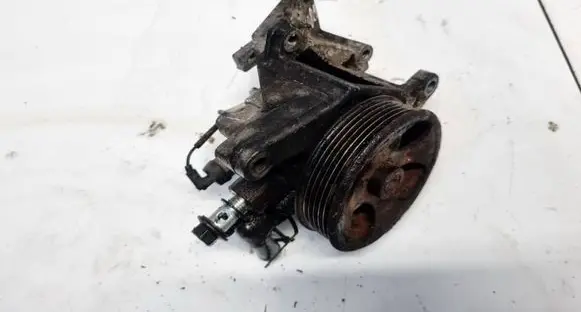 Subaru B9 Tribeca Power steering pump 