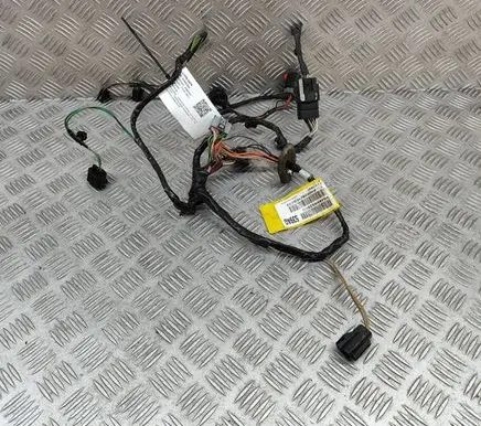Chrysler Voyager Rear door wiring loom P04869539AG 04869539AG