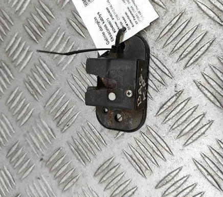 Land Rover Range Rover P38A Rear door lock loop/hook striker ASR1729