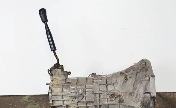 Isuzu D-Max Manual 6 speed gearbox K878640803