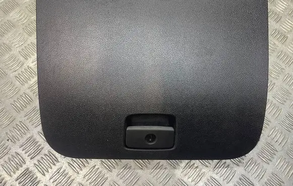 Mercedes-Benz X-class W470 Glove box set 685005XA0A 685P75XA0A