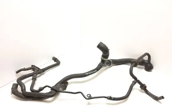 Volkswagen Jetta VI Engine coolant pipe/hose 1K0133687B