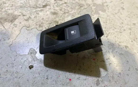 Fuel tank opening switch