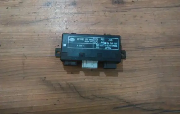 BMW 5 E39 Other control units/modules 61358377592 5dk007358-22