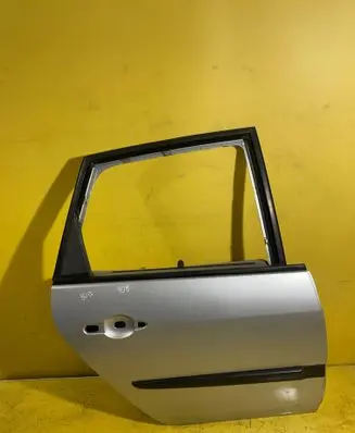 Renault Scenic II - Grand scenic II Rear door 
