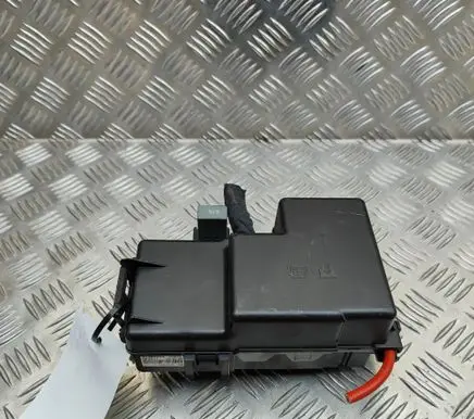 Volvo S90, V90 Fuse module 31384034