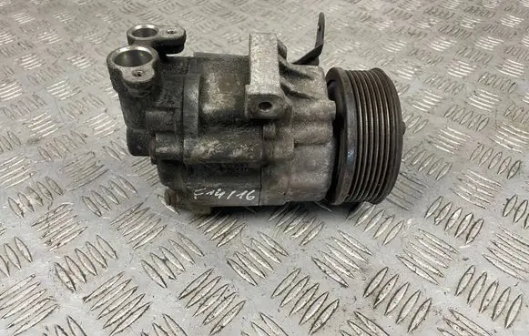 Subaru Forester SJ Air conditioning (A/C) compressor (pump) 73111FJ020