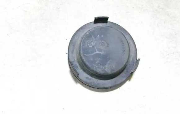 Skoda Octavia Mk1 (1U) Headlight/headlamp dust cover 1u0941607