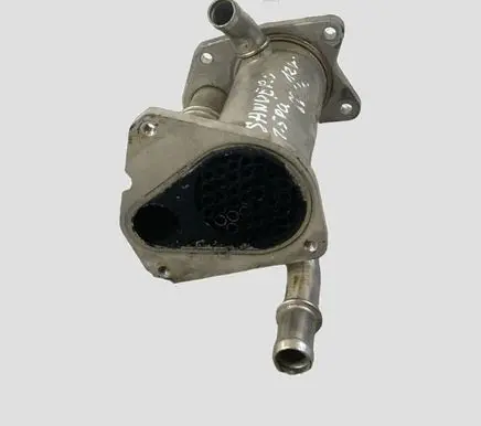 Dacia Sandero EGR valve cooler 147356133R 020712A 147356133A