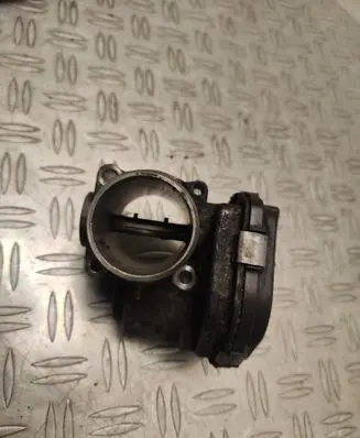 Volvo V40 Throttle valve 9682798180 28107954