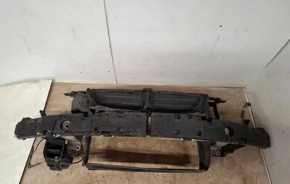 BMW 5 E60 E61 Radiator support slam panel