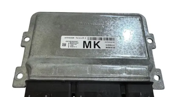 Renault Zoe Engine control unit/module 237D40399R 237D40400R A3C0639200001