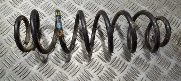 Skoda Fabia Mk1 (6Y) Rear coil spring
