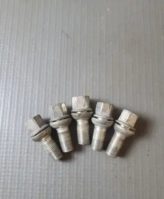 Volkswagen ID.4 Nuts/bolts 