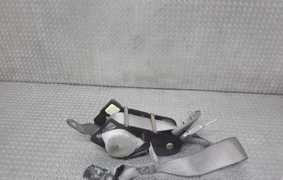 Cadillac CTS Rear seatbelt 25761337