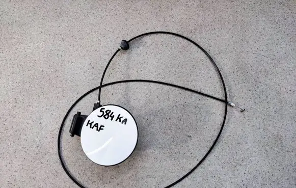 Ford Ka Fuel tank cap JU5A9A095AA50 JU5A9A095AA
